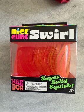 Nice Cube Swirl Super Solid Squish - Red-Orange